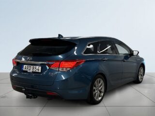 Hyundai i40 cw 1.7 CRDi Business Drag Mvärm Kamera Psens GPS SoV – bild 6