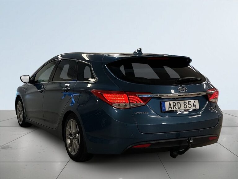Hyundai i40 cw 1.7 CRDi Business Drag Mvärm Kamera Psens GPS SoV