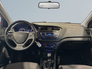 Hyundai i20 1.2 Comfort Värmare Rattvärme ISOFIX Fullservad S&Vhjul – bild 8
