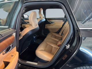 Volvo V90 Recharge T8 AWD Aut Inscription Skinn/Ad.Fhåll/SoV/Drag – bild 13