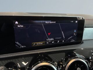 Mercedes-Benz CLA 180 d 7G-DCT AMG Line S&V-hjul/Pano/Kamera – bild 15