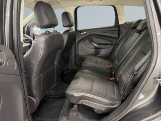 Ford Kuga 2.0 TDCi AWD Powershift Titanium X S&V-hjul/Drag/Dvärm – bild 13