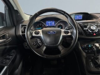 Ford Kuga 2.0 TDCi AWD Powershift Titanium X S&V-hjul/Drag/Dvärm – bild 9