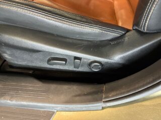 Subaru Outback 2.5 4WD XFuel Touring S&V/Drag/360Kamera/glastaklucka – bild 19
