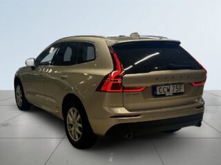 Volvo XC60 T5 Momentum Advanced SE II Backkamera Värmare S&V-däck – bild 5
