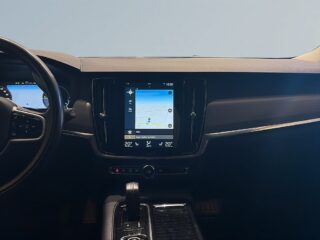 Volvo V90 T6 Recharge AWD Advanced Värmare Drag Bkam H/K-ljud S&V – bild 11
