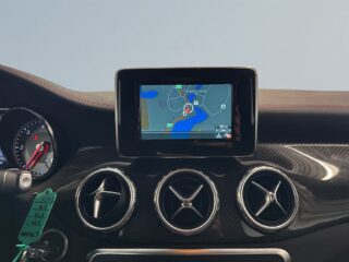Mercedes-Benz GLA 220 CDI 4M 7G AMG Line Pvärm Pano Kamera GPS Skinn SoV – bild 11