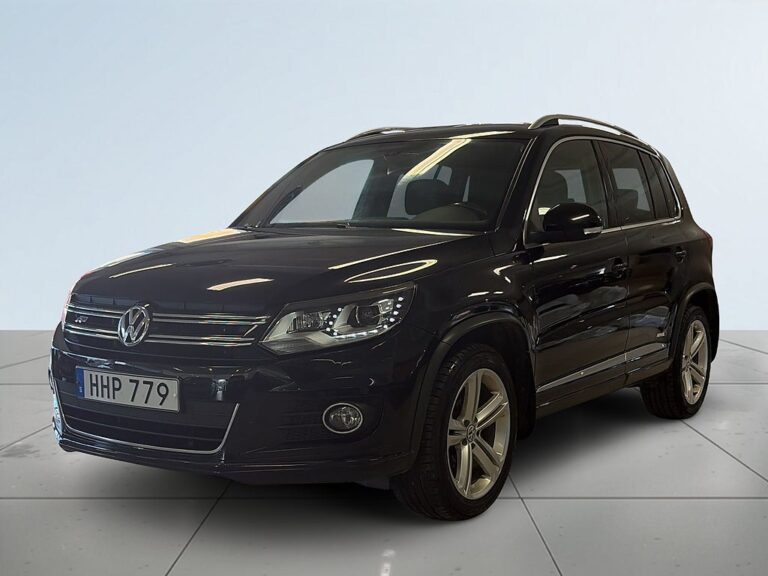 Volkswagen Tiguan 2.0 TDI 4M Sport&Style 1ägare Drag Dvärm Backkamera S&V