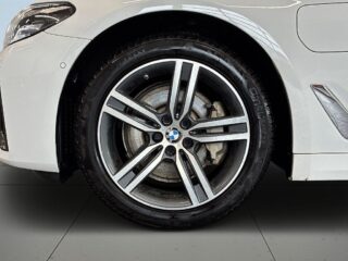 BMW 530e Touring Steptronic Pvärm/Backkamera/Drag/Helskinn/Navi – bild 14