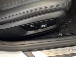 BMW 530e Touring Steptronic Pvärm/Backkamera/Drag/Helskinn/Navi – bild 25