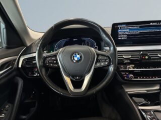 BMW 530e Touring Steptronic Pvärm/Backkamera/Drag/Helskinn/Navi – bild 9