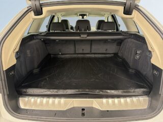 BMW 530e Touring Steptronic Pvärm/Backkamera/Drag/Helskinn/Navi – bild 12