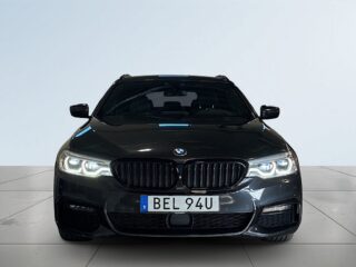 BMW 530D xDrive Aut Touring  M Sport Drag HuD 360 Pano H/K S&V – bild 2