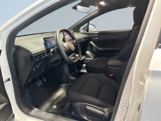 MG 4 Electric Standard Range 51 kWh Pvärm S&V-Hjul Psens – bild 7