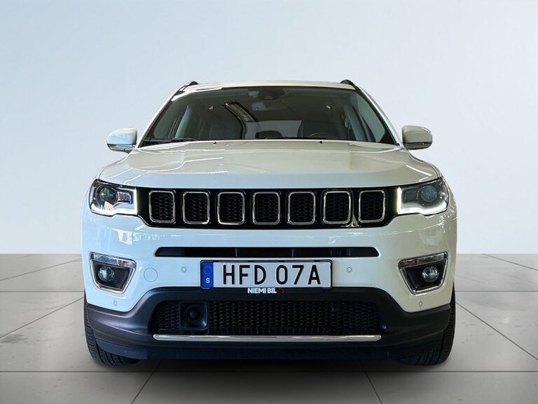 Jeep Compass PLUG IN 4xe Backkamera Farthållare kamkedja S&V-däck