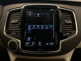 Volvo XC90 B5 AWD Inscription Drag 360° Massage H/K Pvärm Pano SoV – bild 23