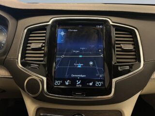 Volvo XC90 B5 AWD Inscription Drag 360° Massage H/K Pvärm Pano SoV – bild 15