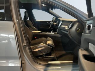 Volvo XC60 Recharge T6 AWD Plus Dark Pano/H&K/Skinn/MoK/Drag/SoV – bild 10