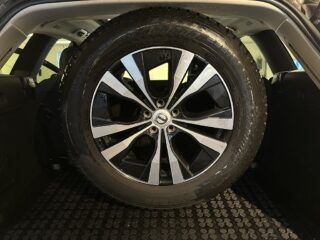 Volvo XC60 Recharge T6 AWD H/K Pano Drag Kamera Pvärm 18,8 kWh SoV – bild 23