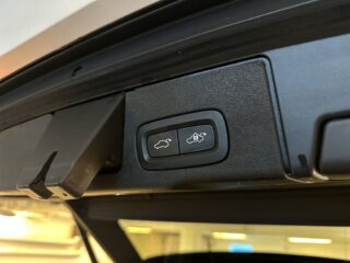 Volvo XC60 Recharge T6 AWD H/K Pano Drag Kamera Pvärm 18,8 kWh SoV – bild 21