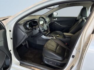 Kia Optima 1.7 CRDi Business S&V-Hjul/Mvärm/Drag/Kamera/Helskinn – bild 7