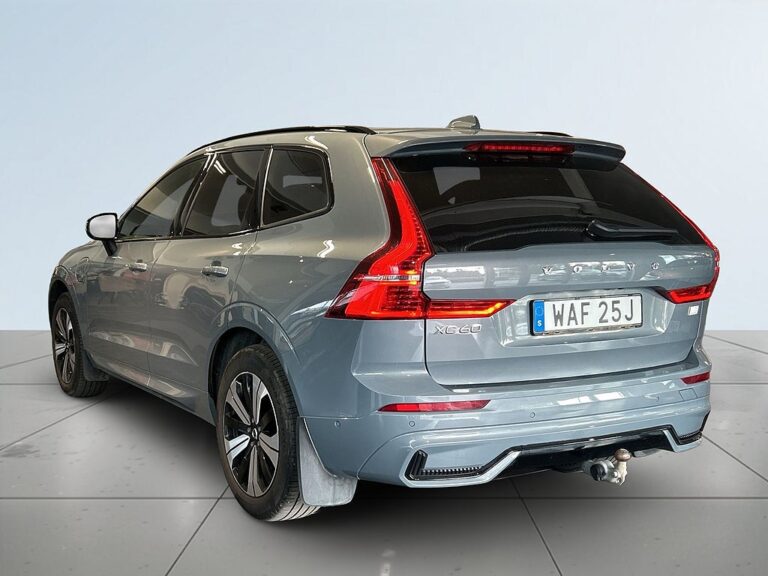 Volvo XC60 Recharge T6 AWD Plus Dark Pano/H&K/Skinn/MoK/Drag/SoV