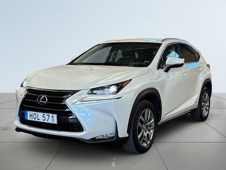 Lexus NX 2.5 AWD E-CVT Executive Drag Kamera Rattvärme Psens S&V