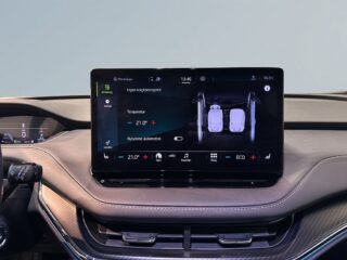 Skoda Enyaq iV AWD iV80x Drag Pvärm Psens Pano Kamera GPS CarPlay SoV – bild 15