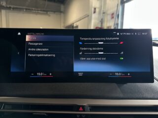 BMW iX xDrive50 Sport Package Drag H/K Pano 360° Hud SoV MOMS – bild 23