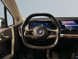 BMW iX xDrive50 Sport Package Drag H/K Pano 360° Hud SoV MOMS – bild 9