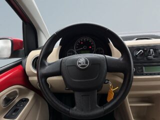 Skoda Citigo 5-dörrar 1.0 MPI LågSkatt/SoV-Däck/MoK-Värmare – bild 9