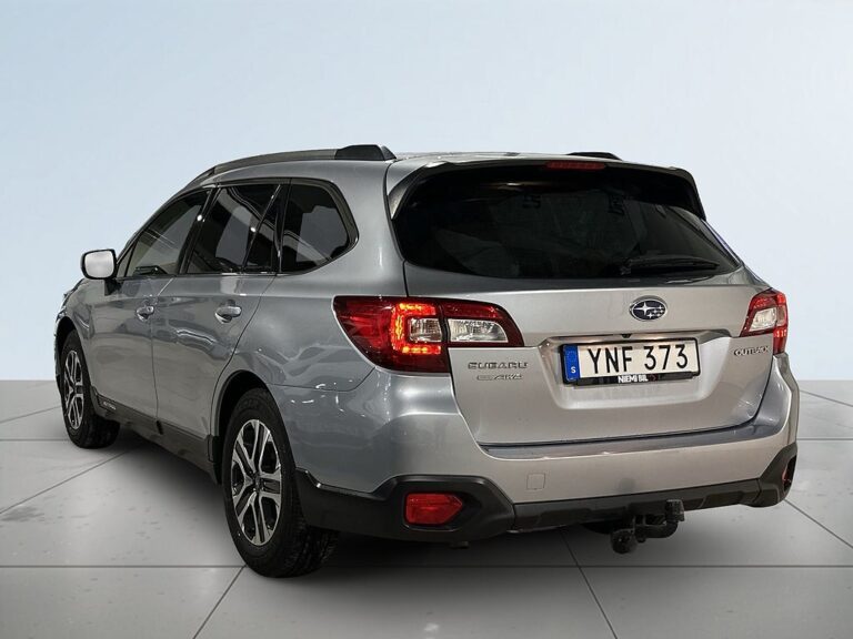Subaru Outback 2.5 4WD Lineartronic Psens Dragkrok Backkamera SoV