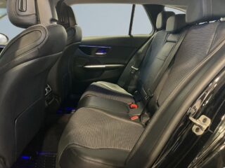 Mercedes-Benz C 300 T e Aut Avantgarde Värmare Kamera Psens MOMS S&V – bild 11