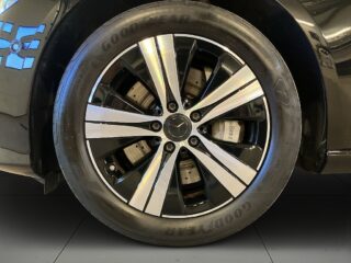 Mercedes-Benz C 300 T e Aut Avantgarde Värmare Kamera Psens MOMS S&V – bild 14
