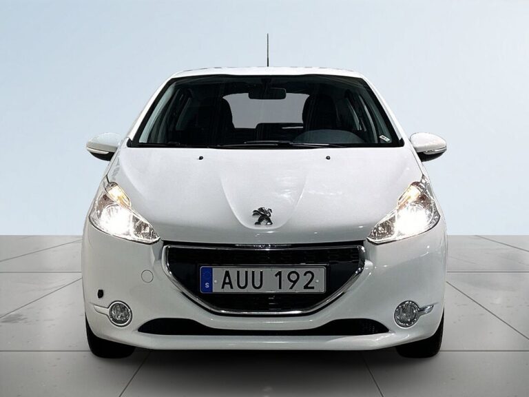 Peugeot 208 5-dörrar 1.2 VTi Drag Kamrem Bytt Motorvärmare SoV