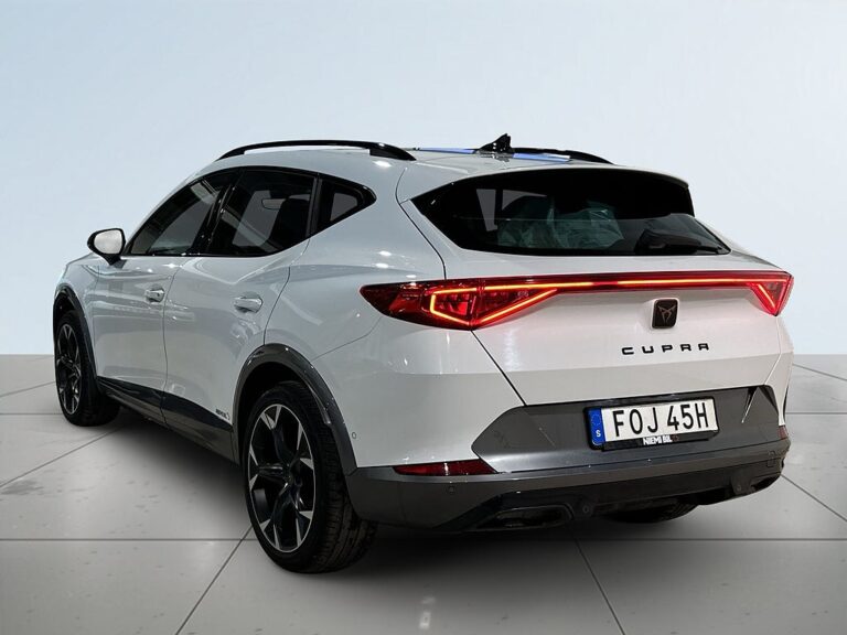 Cupra Formentor 2.0 TDI 4Drive Pvärm Drag GPS Kamera Beats S/V-hjul