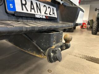 Isuzu D-max Crew Cab 1.9 CNG 4WD MOMSAD/D-Värm med fjärr/S&V-Däck – bild 18