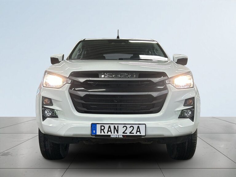 Isuzu D-Max Crew Cab 1.9 CNG 4WD MOMSAD/D-Värm med fjärr/S&V-Däck