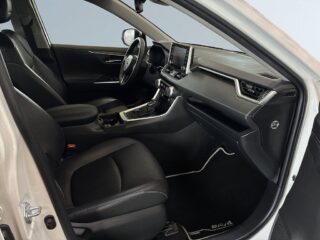 Toyota RAV4 Hybrid AWD-i E-CVT Executive S&V-hjul/Drag/Kamera/Skinn – bild 10