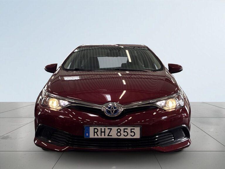 Toyota Auris Hybrid e-CVT Life S&V-hjul/M&K-värm/BT