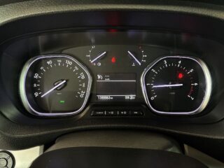 Toyota Proace Verso 1.5 D-4D S&V-Hjul/Mvärm/Psens/Adfarthållare/MOMS – bild 14