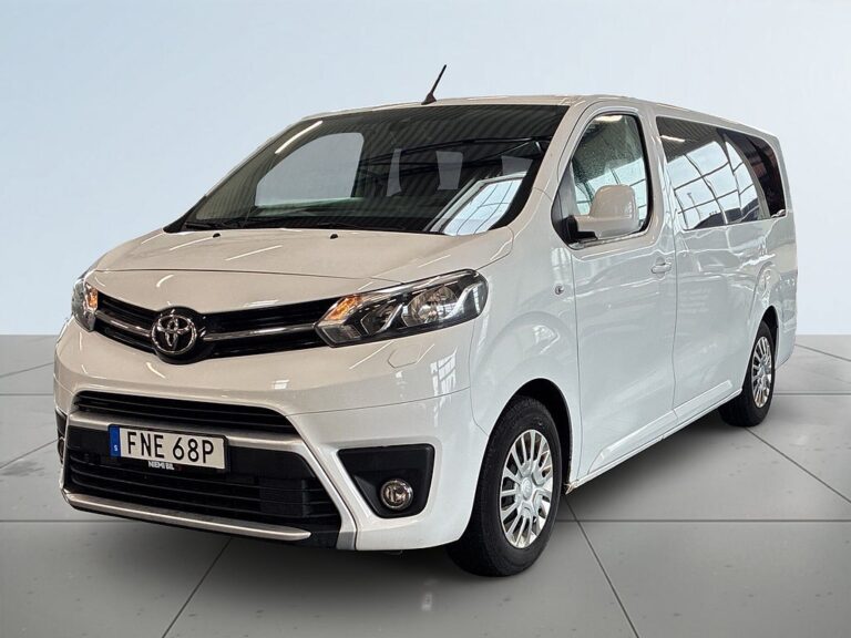 Toyota Proace Verso 1.5 D-4D S&V-Hjul/Mvärm/Psens/Bluetooth/MOMS