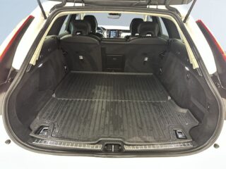 Volvo V90 D4 AWD Geartronic Momentum Drag Dvärm Psens GPS SoV – bild 12