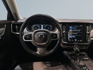 Volvo V90 D4 AWD Geartronic Momentum Drag Dvärm Psens GPS SoV – bild 9