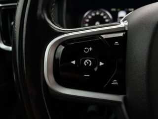 Volvo V90 Cross Country D4 AWD Geartronic Pro/Kamera/Nav/SoV-däck/MotorV – bild 21
