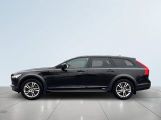 Volvo V90 Cross Country D4 AWD Geartronic Pro/Kamera/Nav/SoV-däck/MotorV – bild 4