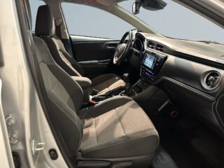 Toyota Auris 1.2 Turbo Touch & Go Edit GPS Kamkedja Mvärm Kamera SoV – bild 10