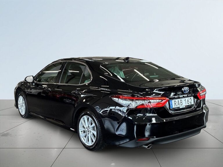Toyota Camry Hybrid CVT Executive S&V/kamera/Adfart/Elstolar/Skinn