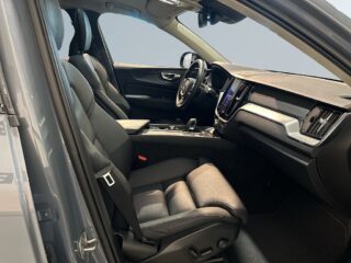 Volvo XC60 Recharge T8 AWD Ultimate Dark Pano 360° H/K SoV MOMS – bild 10