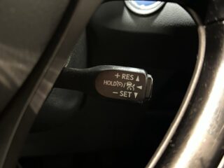 Toyota C-HR Hybrid CVT Executive JBL Kamera Mvärm Skinn SoV – bild 19